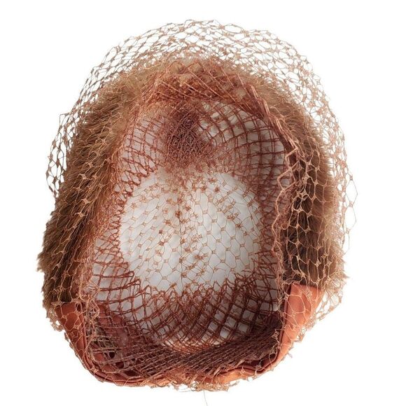 Pillbox Hat 1940s 50s Crochet Net Mink Fur Brown Satin Bow - Picture 8 of 10
